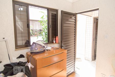 Casa à venda com 260m², 3 quartos e 3 vagas Casa à venda com 260m², 3 quartos e 3 vagasQuarto de Serviço