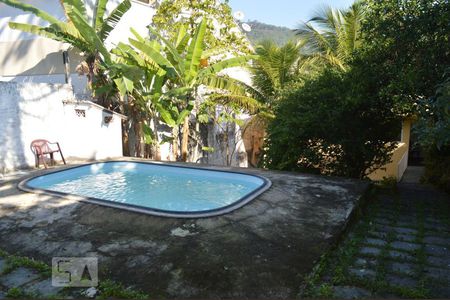 Casa à venda com 507m², 6 quartos e 2 vagasPiscina