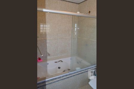 Casa à venda com 507m², 6 quartos e 2 vagasBanheiro da Suíte 6