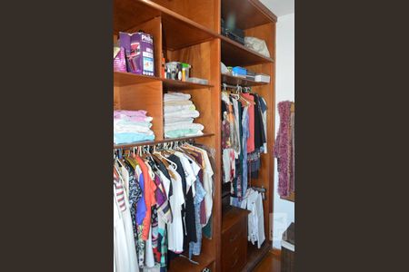 Casa à venda com 507m², 6 quartos e 2 vagasCloset da suíte 6