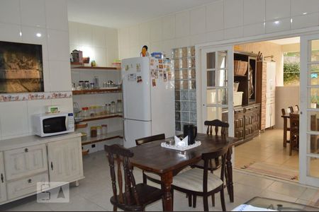 Casa à venda com 507m², 6 quartos e 2 vagasCozinha