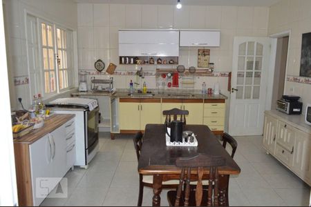 Casa à venda com 507m², 6 quartos e 2 vagasCozinha