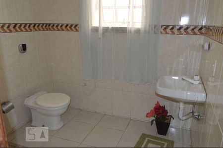 Casa à venda com 507m², 6 quartos e 2 vagasBanheiro da Suíte 4