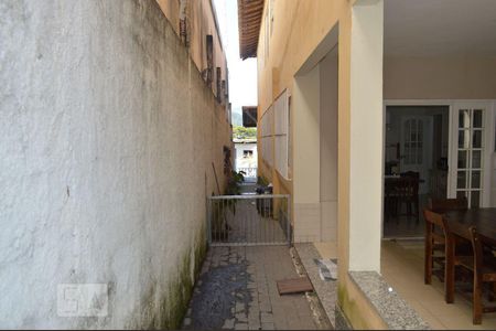 Casa à venda com 507m², 6 quartos e 2 vagasLateral da Casa