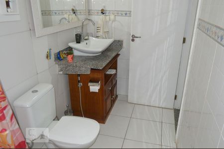 Casa à venda com 507m², 6 quartos e 2 vagasBanheiro da Suíte 3