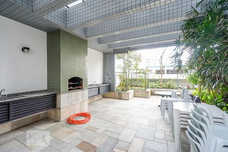 Apartamento à venda com 125m², 3 quartos e 3 vagas Apartamento à venda com 125m², 3 quartos e 3 vagasChurrasqueira 02