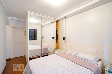 Apartamento à venda com 125m², 3 quartos e 3 vagas Apartamento à venda com 125m², 3 quartos e 3 vagasQuarto suíte 02