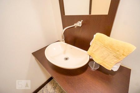 Apartamento à venda com 125m², 3 quartos e 3 vagas Apartamento à venda com 125m², 3 quartos e 3 vagasPia