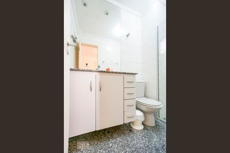Apartamento à venda com 125m², 3 quartos e 3 vagas Apartamento à venda com 125m², 3 quartos e 3 vagasBanheiro suíte 03