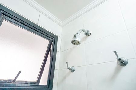 Apartamento à venda com 125m², 3 quartos e 3 vagas Apartamento à venda com 125m², 3 quartos e 3 vagasChuveiro