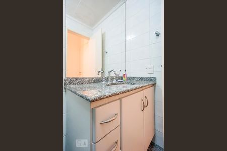 Apartamento à venda com 125m², 3 quartos e 3 vagas Apartamento à venda com 125m², 3 quartos e 3 vagasBanheiro suíte 01