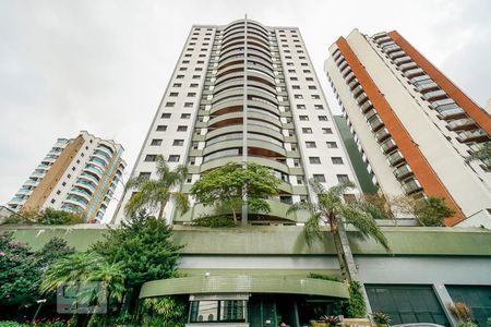 Apartamento à venda com 125m², 3 quartos e 3 vagas Apartamento à venda com 125m², 3 quartos e 3 vagasFachada