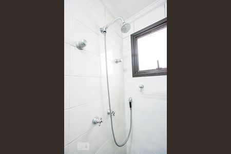 Apartamento à venda com 125m², 3 quartos e 3 vagas Apartamento à venda com 125m², 3 quartos e 3 vagasChuveiro e torneiras