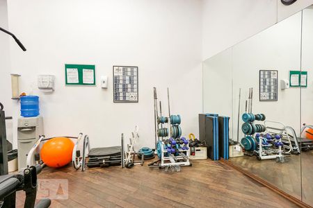 Apartamento à venda com 125m², 3 quartos e 3 vagas Apartamento à venda com 125m², 3 quartos e 3 vagasAcademia