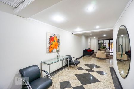 Apartamento à venda com 125m², 3 quartos e 3 vagas Apartamento à venda com 125m², 3 quartos e 3 vagasHall social