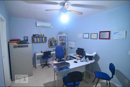 Casa à venda com 257m², 5 quartos e 5 vagasSuíte 1