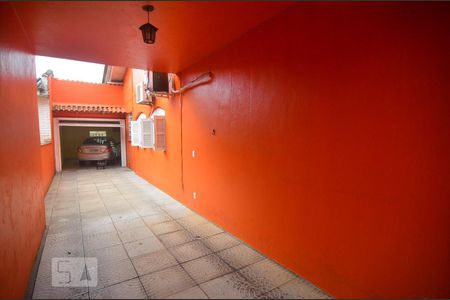 Casa à venda com 257m², 5 quartos e 5 vagasPátio frente