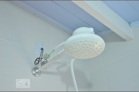 Casa à venda com 257m², 5 quartos e 5 vagasBanheiro Suíte 2