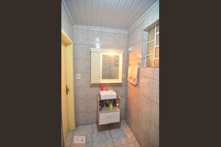 Casa à venda com 257m², 5 quartos e 5 vagasBanheiro social