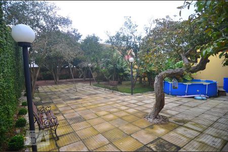 Casa à venda com 257m², 5 quartos e 5 vagasPátio fundos