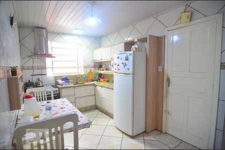 Casa à venda com 257m², 5 quartos e 5 vagasCozinha