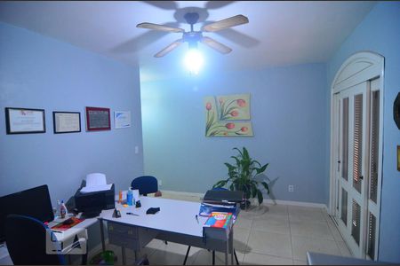 Casa à venda com 257m², 5 quartos e 5 vagasSuíte 1