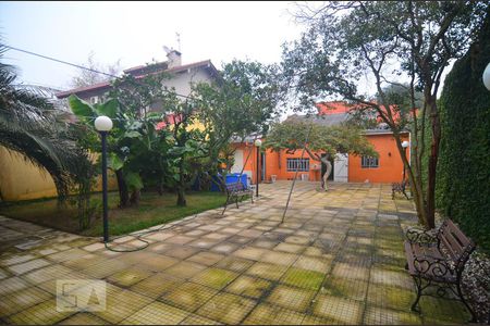 Casa à venda com 257m², 5 quartos e 5 vagasPátio fundos