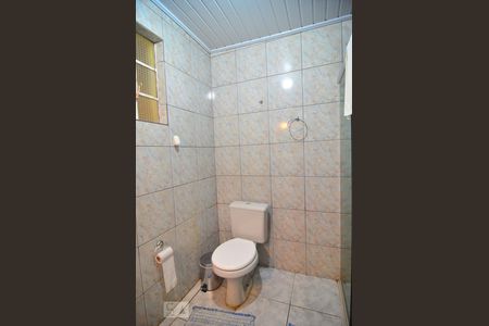 Casa à venda com 257m², 5 quartos e 5 vagasBanheiro social