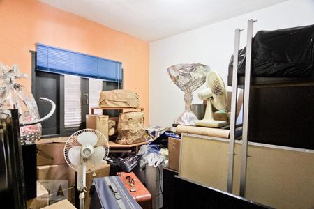 Casa à venda com 300m², 3 quartos e 4 vagas Casa à venda com 300m², 3 quartos e 4 vagasQuarto de Serviço