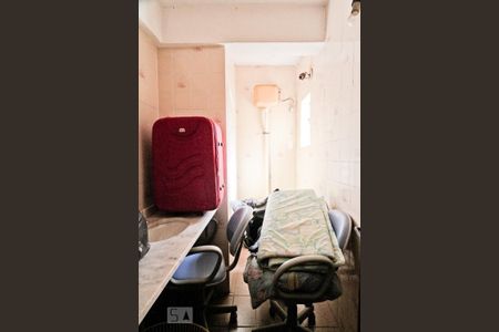 Casa à venda com 300m², 3 quartos e 4 vagas Casa à venda com 300m², 3 quartos e 4 vagasBanheiro de Serviço 2