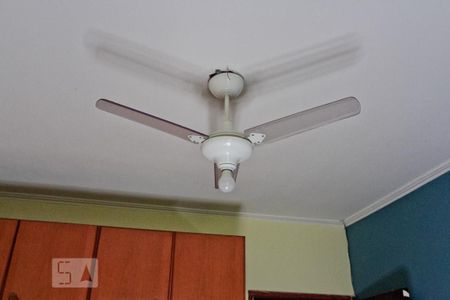 Casa à venda com 300m², 3 quartos e 4 vagas Casa à venda com 300m², 3 quartos e 4 vagasQuarto 1