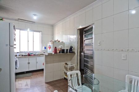 Casa à venda com 300m², 3 quartos e 4 vagas Casa à venda com 300m², 3 quartos e 4 vagasCozinha