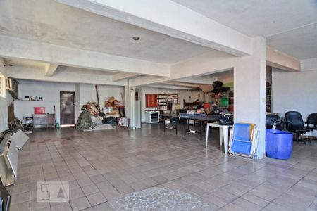 Casa à venda com 300m², 3 quartos e 4 vagas Casa à venda com 300m², 3 quartos e 4 vagasGaragem
