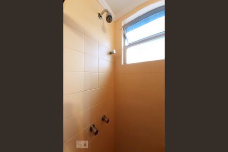 Apartamento para alugar com 75m², 2 quartos e 1 vaga Apartamento para alugar com 75m², 2 quartos e 1 vagaBanheiro Social