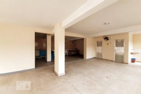 Apartamento para alugar com 75m², 2 quartos e 1 vaga Apartamento para alugar com 75m², 2 quartos e 1 vagaÁrea comum - Salão de festas