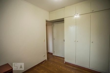 Quarto 1 - Armários de apartamento para alugar com 2 quartos, 55m² em Vila Clementino, São Paulo