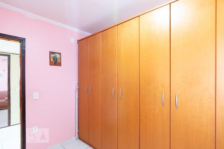 Apartamento à venda com 67m², 2 quartos e 2 vagasQuarto 2