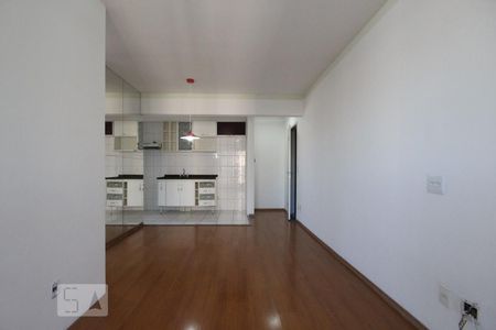 Sala de apartamento para alugar com 3 quartos, 69m² em Vila Andrade, São Paulo