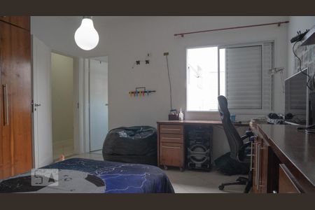 Casa à venda com 192m², 4 quartos e 3 vagas Casa à venda com 192m², 4 quartos e 3 vagasBanheiro Suite 2