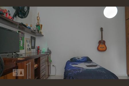 Casa à venda com 192m², 4 quartos e 3 vagas Casa à venda com 192m², 4 quartos e 3 vagasBanheiro Suite 2