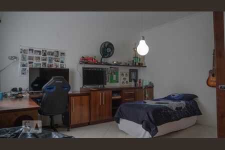 Casa à venda com 192m², 4 quartos e 3 vagas Casa à venda com 192m², 4 quartos e 3 vagasSuite 3