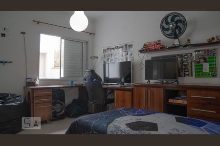 Casa à venda com 192m², 4 quartos e 3 vagas Casa à venda com 192m², 4 quartos e 3 vagasBanheiro Suite 2