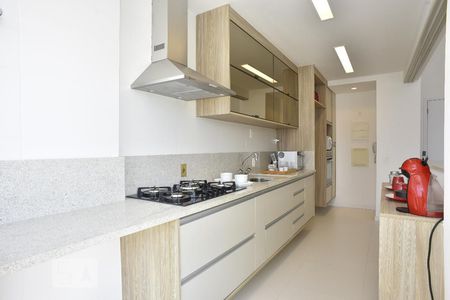 Apartamento à venda com 107m², 2 quartos e 1 vagaCozinha