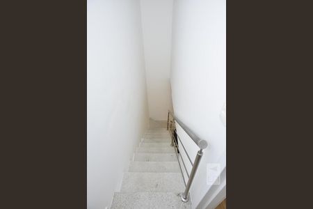 Apartamento à venda com 107m², 2 quartos e 1 vagaEscada