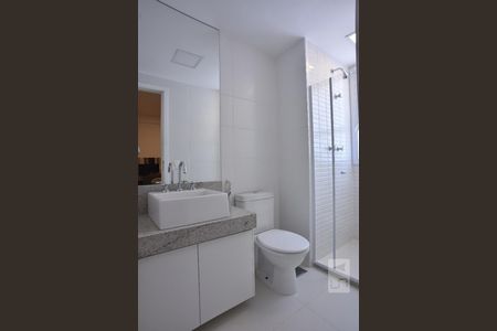 Apartamento à venda com 107m², 2 quartos e 1 vagaBanheiro da Suíte 2