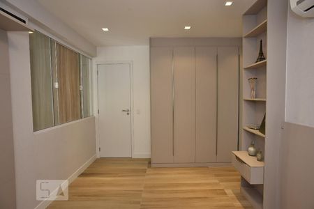 Apartamento à venda com 107m², 2 quartos e 1 vagaSuíte 1