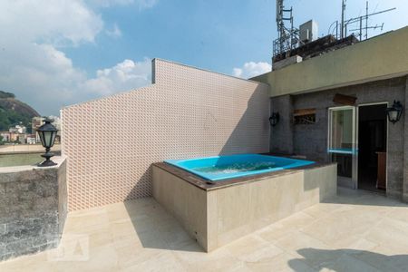 Apartamento à venda com 120m², 2 quartos e 1 vagaCobertura