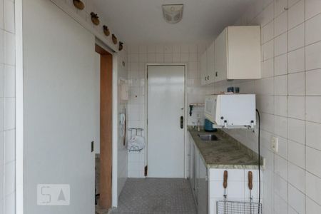 Apartamento à venda com 120m², 2 quartos e 1 vagaCozinha
