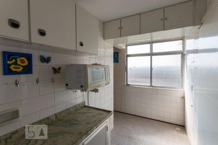 Apartamento à venda com 120m², 2 quartos e 1 vagaCozinha