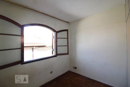 Casa à venda com 160m², 3 quartos e 2 vagasQuarto 2